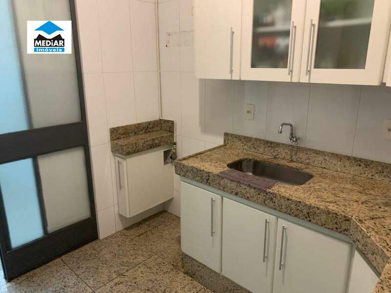 Apartamento à venda com 3 quartos, 90m² - Foto 9