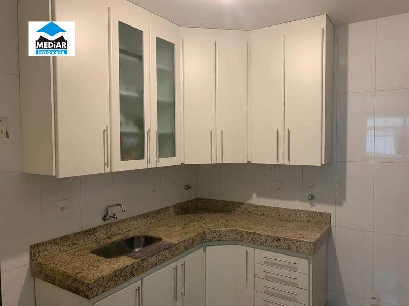 Apartamento à venda com 3 quartos, 90m² - Foto 10