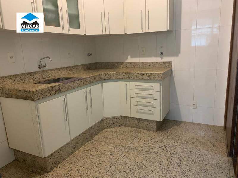 Apartamento à venda com 3 quartos, 90m² - Foto 11