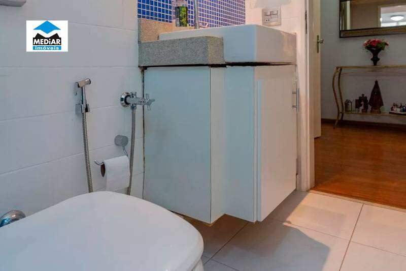 Apartamento à venda com 3 quartos, 110m² - Foto 12