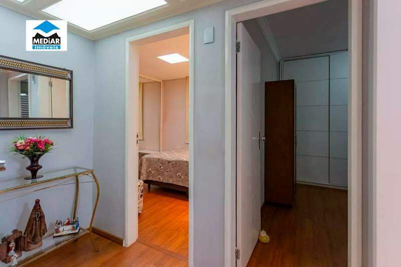 Apartamento à venda com 3 quartos, 110m² - Foto 7