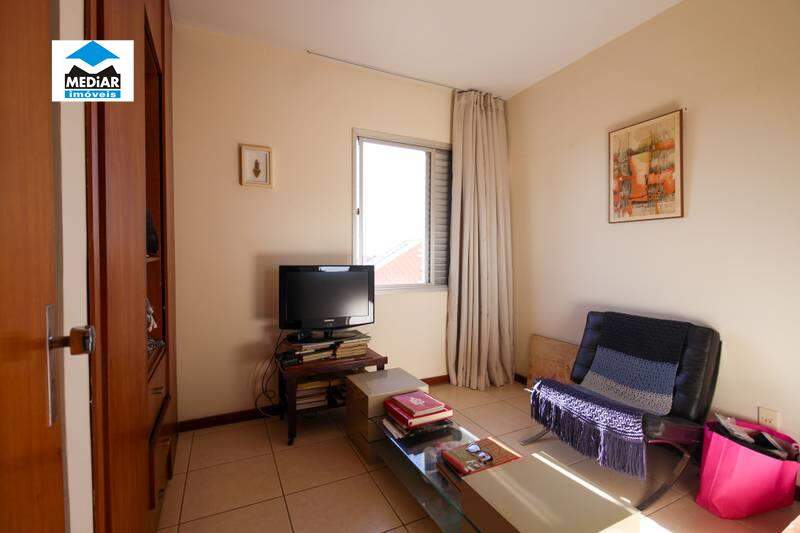 Apartamento à venda com 2 quartos, 82m² - Foto 6