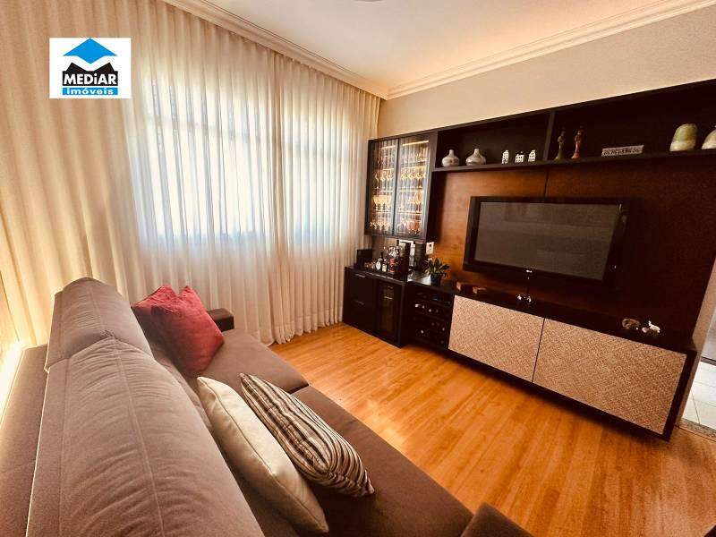 Apartamento à venda com 3 quartos, 96m² - Foto 3