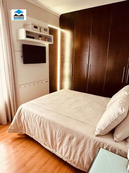 Apartamento à venda com 3 quartos, 96m² - Foto 8