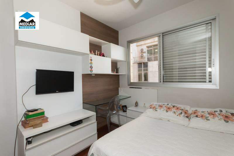 Apartamento à venda com 4 quartos, 152m² - Foto 7