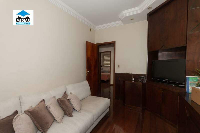 Apartamento à venda com 4 quartos, 152m² - Foto 13