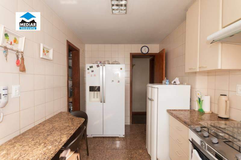 Apartamento à venda com 4 quartos, 152m² - Foto 22