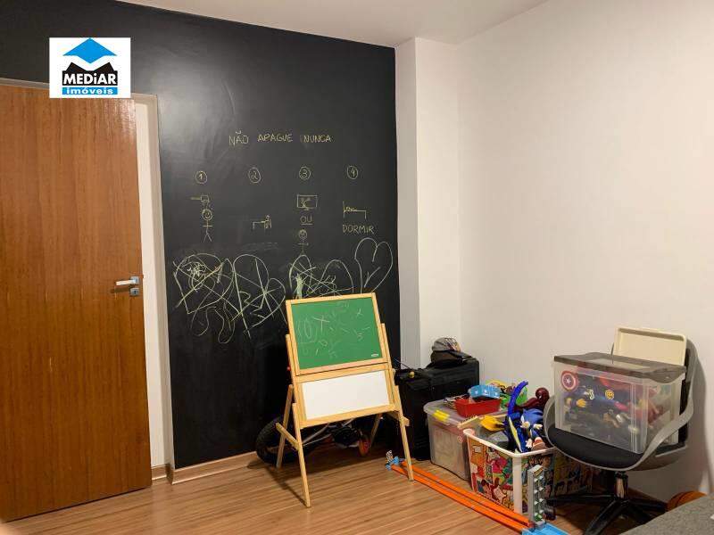 Apartamento à venda com 3 quartos, 110m² - Foto 13