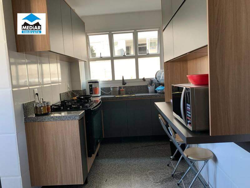 Apartamento à venda com 3 quartos, 110m² - Foto 15