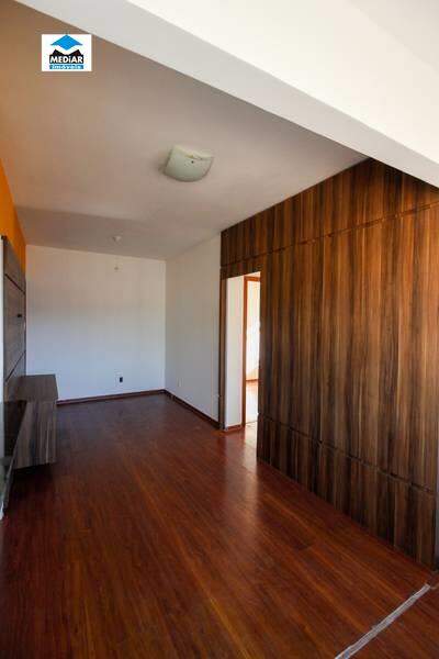 Apartamento à venda com 3 quartos, 75m² - Foto 3