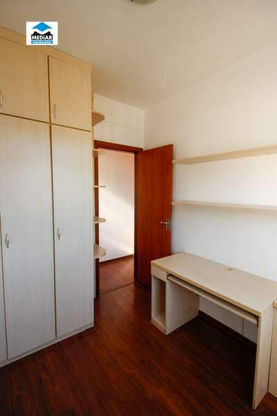 Apartamento à venda com 3 quartos, 75m² - Foto 6