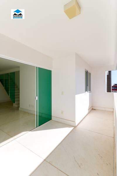 Cobertura à venda com 4 quartos, 280m² - Foto 8