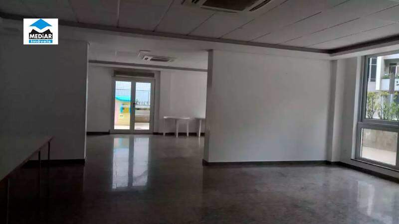 Apartamento à venda com 4 quartos, 198m² - Foto 14