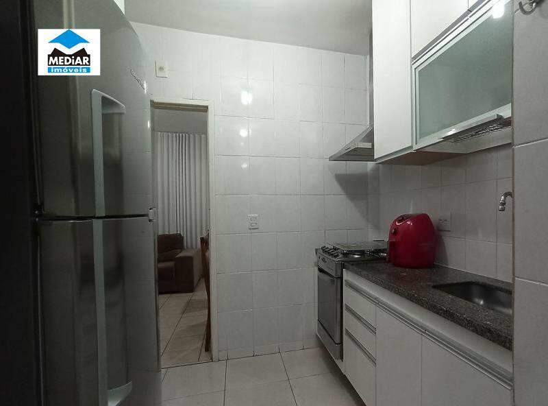 Apartamento à venda com 4 quartos, 85m² - Foto 13