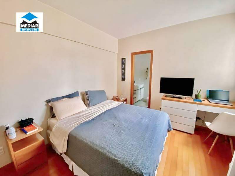 Apartamento à venda com 3 quartos, 112m² - Foto 7