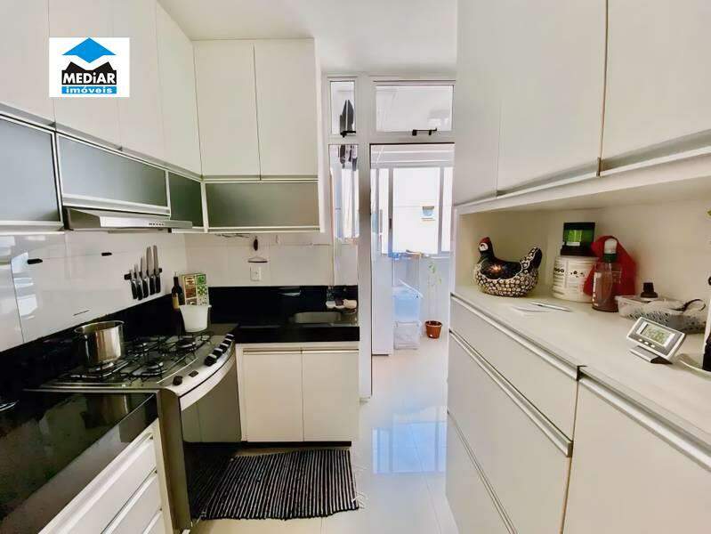 Apartamento à venda com 3 quartos, 112m² - Foto 19