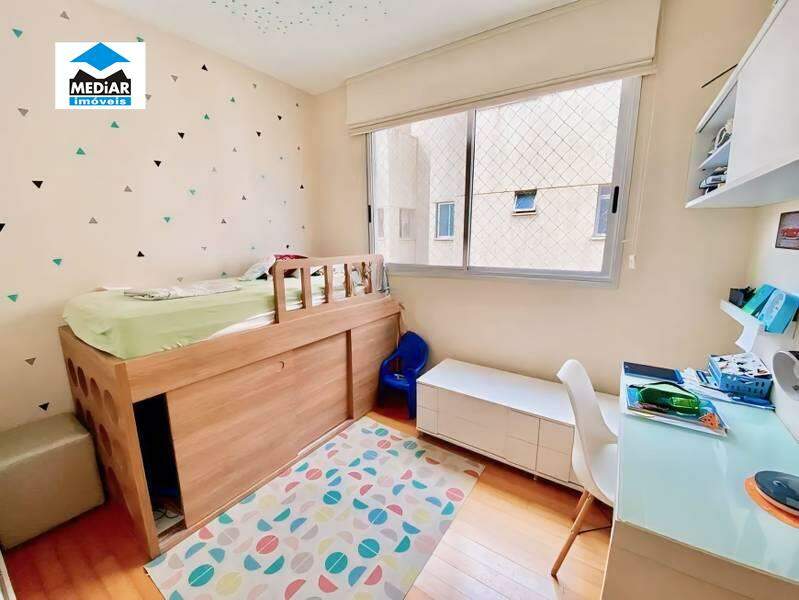 Apartamento à venda com 3 quartos, 112m² - Foto 14