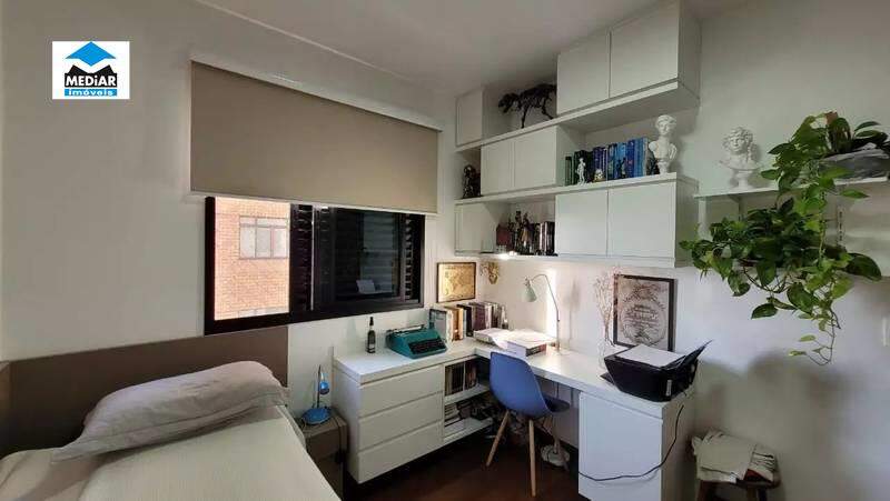 Apartamento à venda com 3 quartos, 152m² - Foto 11