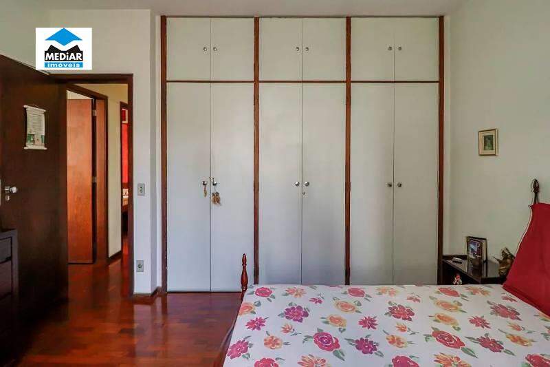 Apartamento à venda com 3 quartos, 105m² - Foto 3