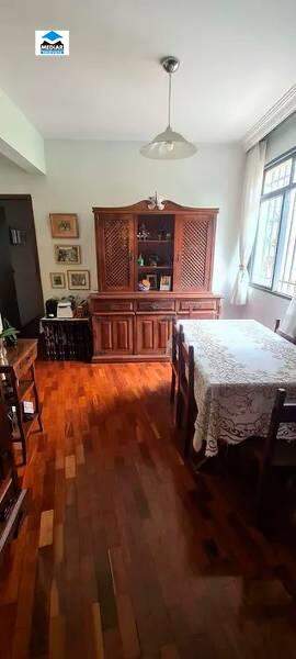 Apartamento à venda com 3 quartos, 105m² - Foto 2