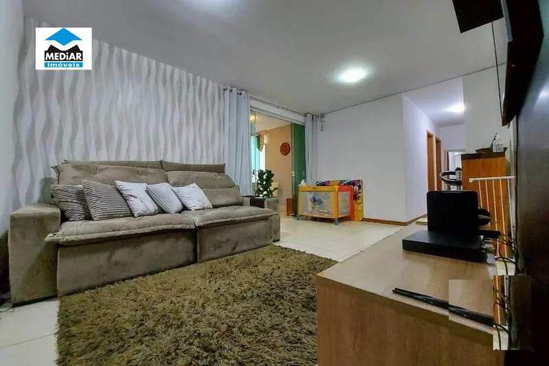 Apartamento à venda com 3 quartos, 83m² - Foto 1