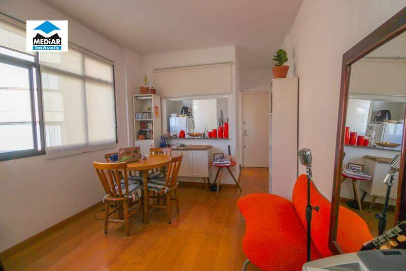 Apartamento à venda com 1 quarto, 75m² - Foto 2