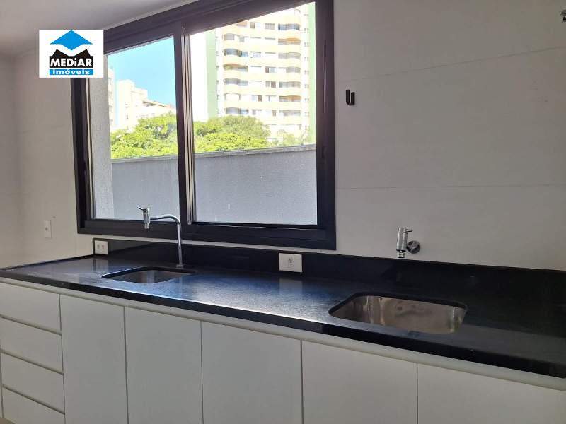 Apartamento à venda com 2 quartos, 104m² - Foto 16