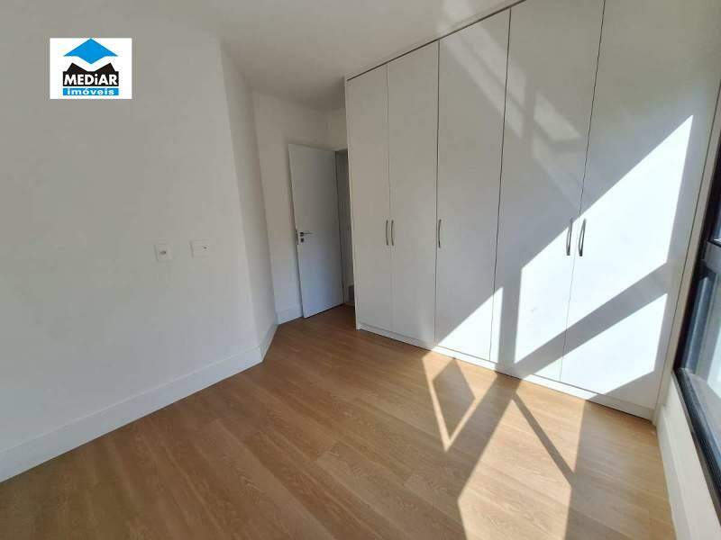 Apartamento à venda com 2 quartos, 104m² - Foto 8