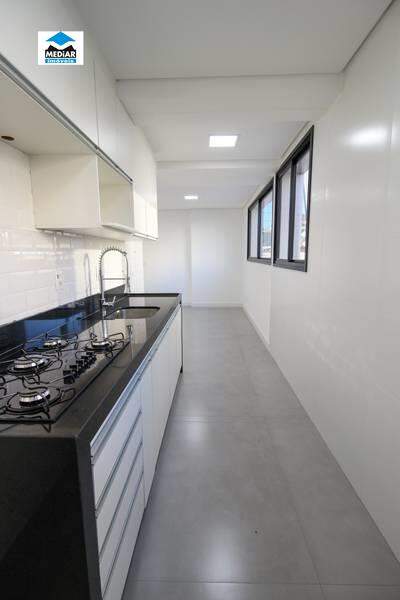 Apartamento à venda com 2 quartos, 65m² - Foto 6