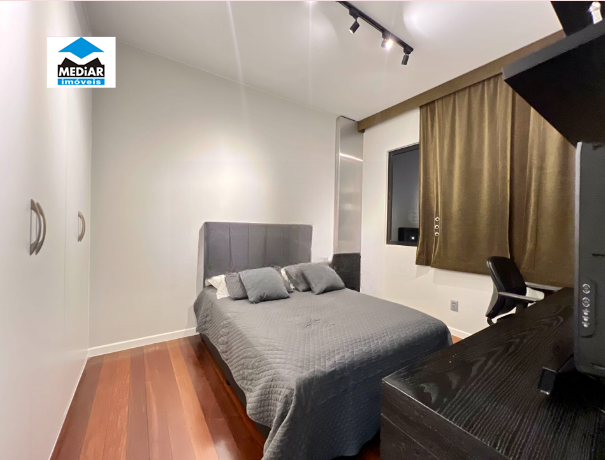 Apartamento à venda com 4 quartos, 217m² - Foto 15