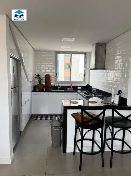 Cobertura à venda com 4 quartos, 180m² - Foto 4