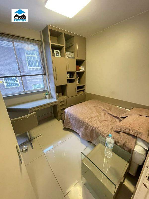 Apartamento à venda com 4 quartos, 140m² - Foto 15