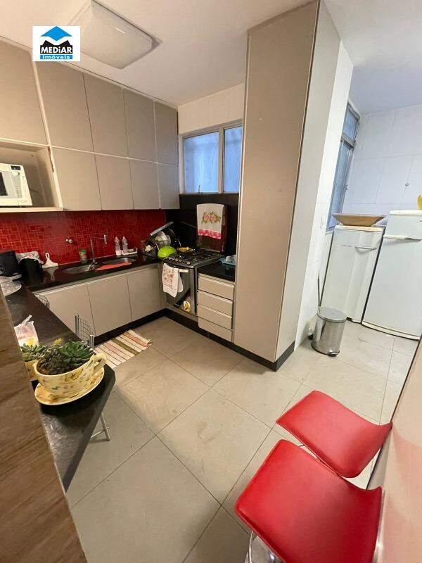 Apartamento à venda com 4 quartos, 140m² - Foto 23