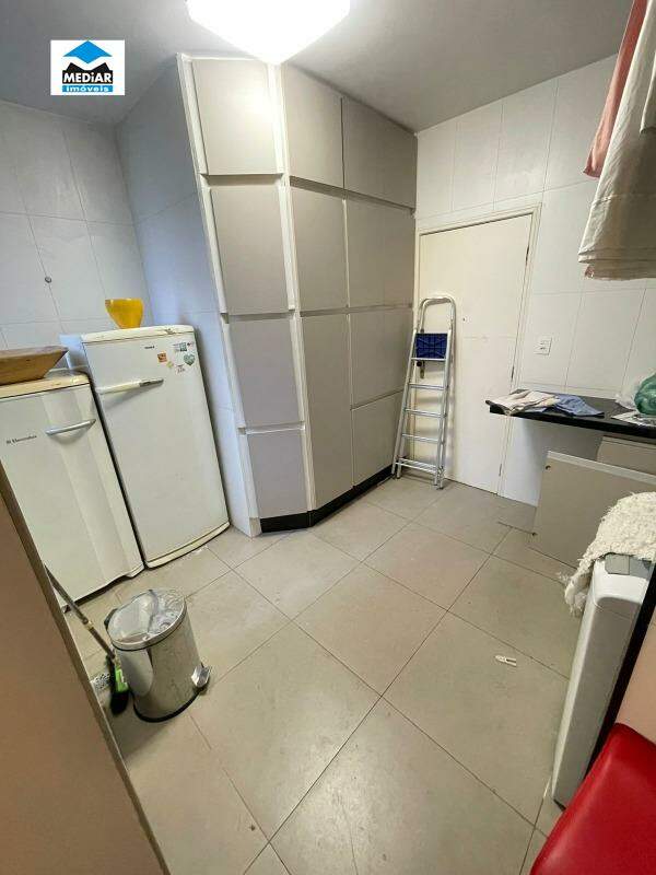 Apartamento à venda com 4 quartos, 140m² - Foto 24