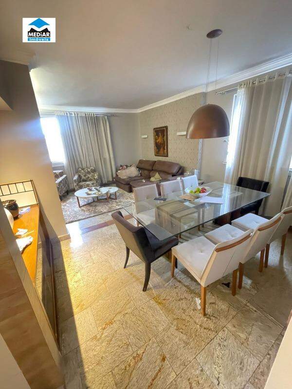 Apartamento à venda com 4 quartos, 140m² - Foto 6