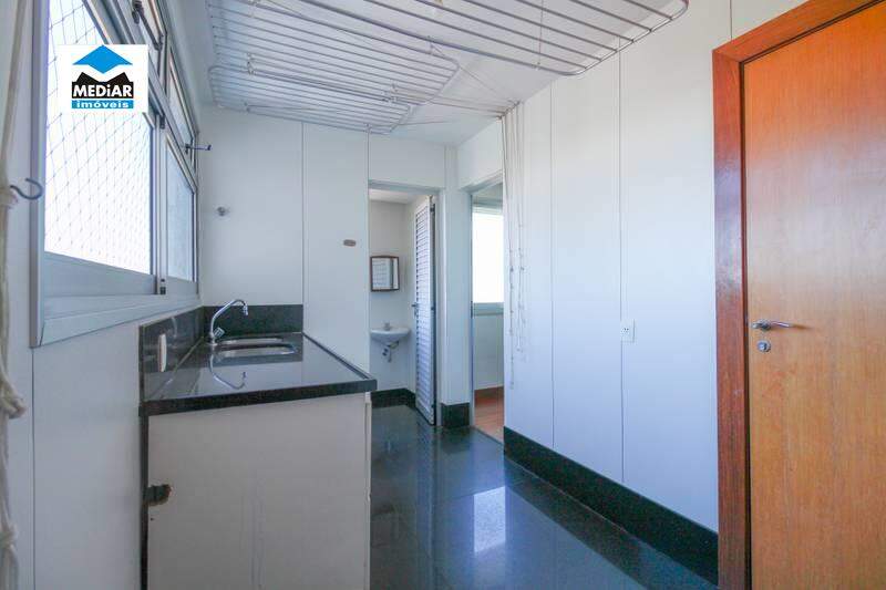 Apartamento à venda com 4 quartos, 268m² - Foto 19