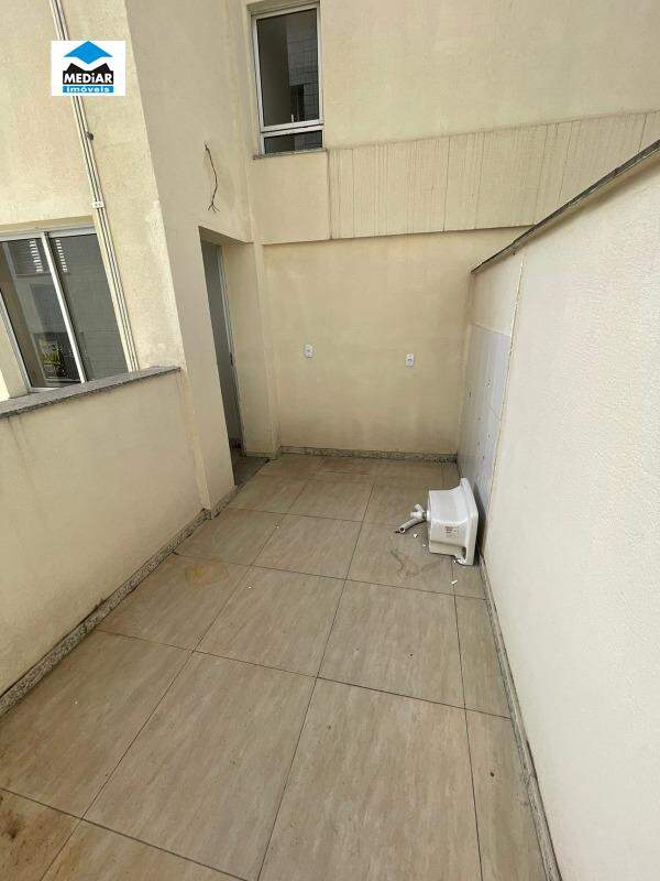 Apartamento à venda com 2 quartos, 78m² - Foto 12