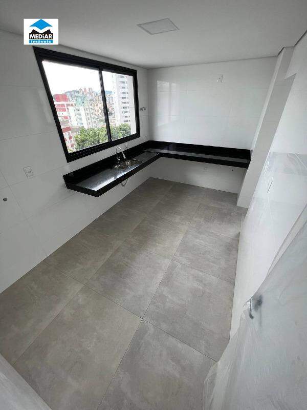 Apartamento à venda com 4 quartos, 103m² - Foto 10