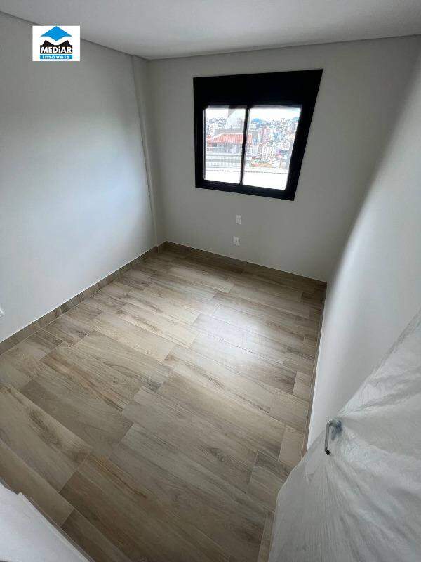 Apartamento à venda com 4 quartos, 103m² - Foto 18