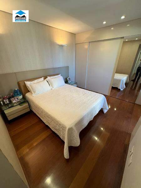 Apartamento à venda com 4 quartos, 146m² - Foto 7