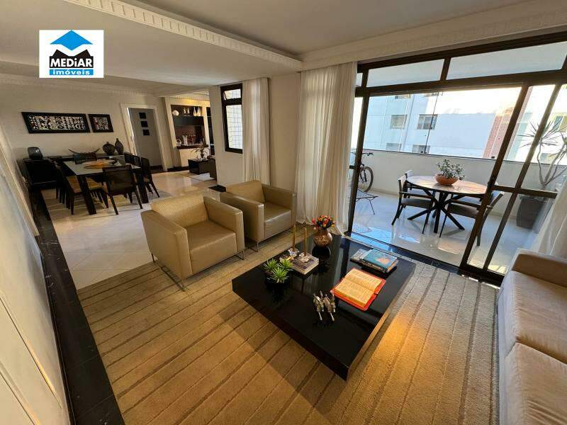 Apartamento à venda com 4 quartos, 146m² - Foto 1