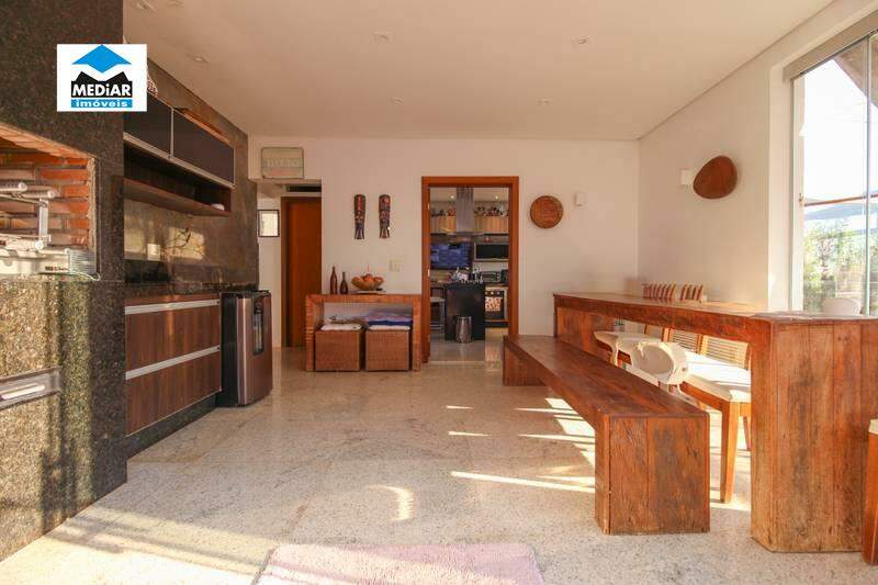 Casa à venda com 4 quartos, 298m² - Foto 22