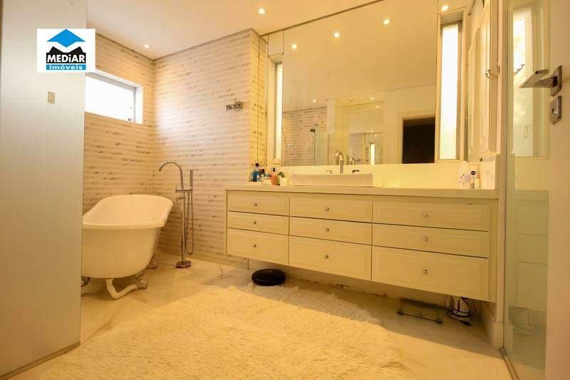 Casa à venda com 4 quartos, 298m² - Foto 10