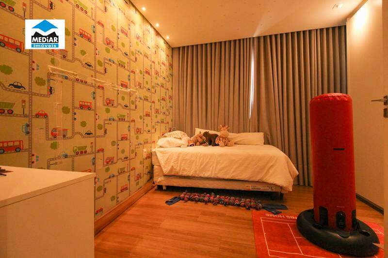 Casa à venda com 4 quartos, 298m² - Foto 14
