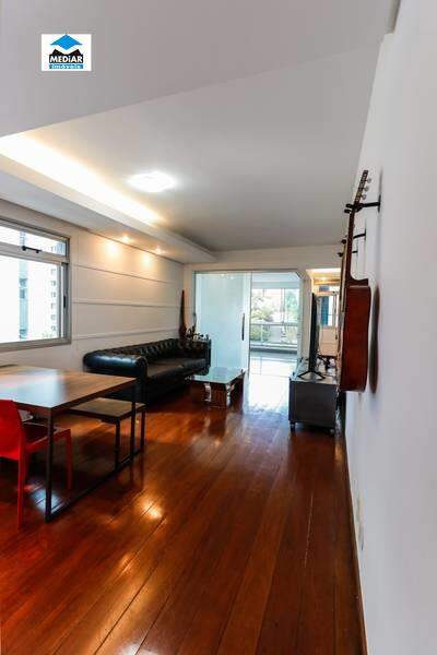 Apartamento à venda com 4 quartos, 164m² - Foto 3