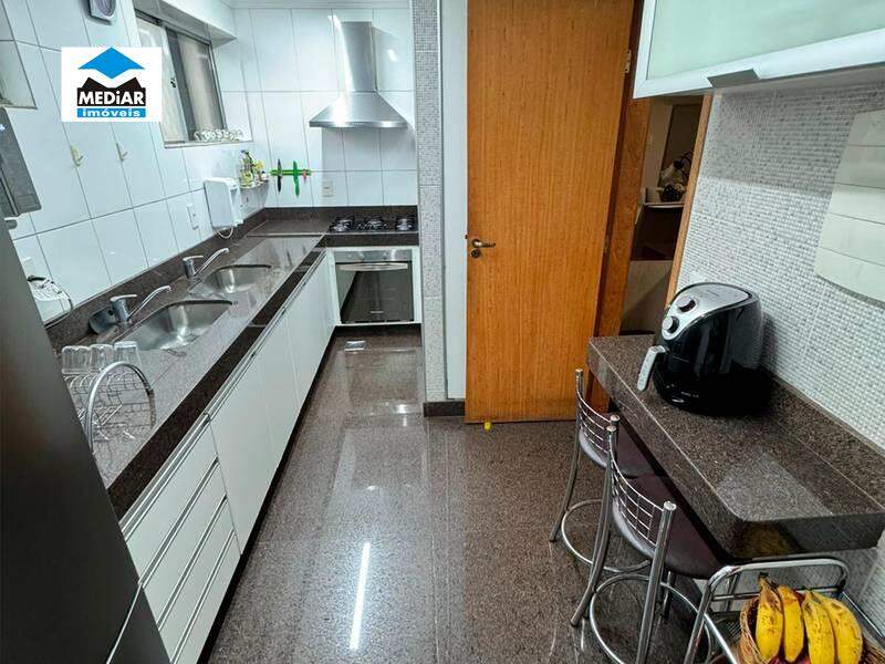 Cobertura à venda com 3 quartos, 188m² - Foto 22