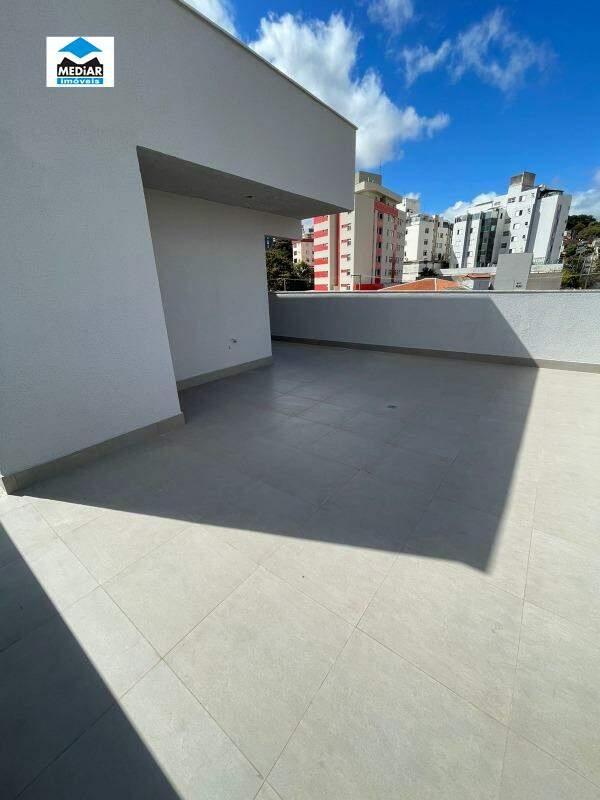 Cobertura à venda com 4 quartos, 165m² - Foto 3