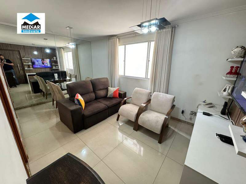 Apartamento à venda com 3 quartos, 107m² - Foto 12