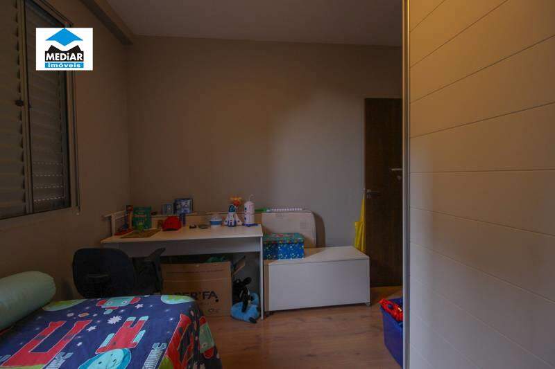 Apartamento à venda com 3 quartos, 140m² - Foto 18