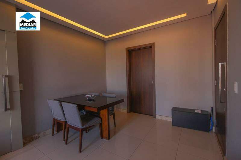 Apartamento à venda com 3 quartos, 140m² - Foto 11